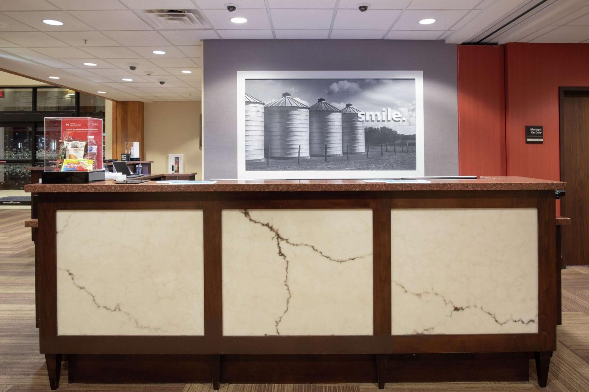 Hampton Inn & Suites I-35/Mulvane Exterior foto